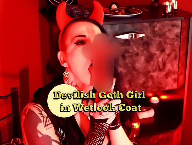 Download: 6eve6black6 - Teuflisches Gothic-Mädchen im Wetlook-Mantel – Solo-Spiel mit Spielzeug bis zum Orgasmus