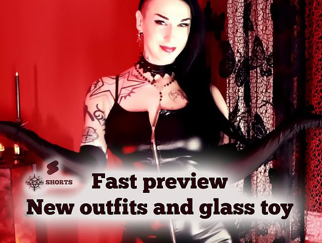 Download: 6eve6black6 - SHORTS Neue Outfits und Glasspielzeug