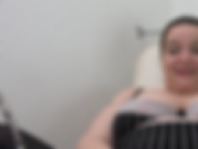 Download: Abby-Strange - Peehole Fuck! Dr Abby dehnt Lucys Harnröhre