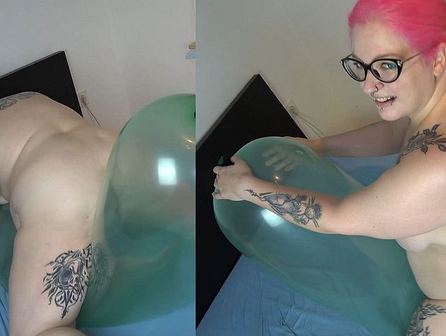 Download: Abby-Strange - Nackter Ballonritt mit Wichs Aufforderung und Countdown