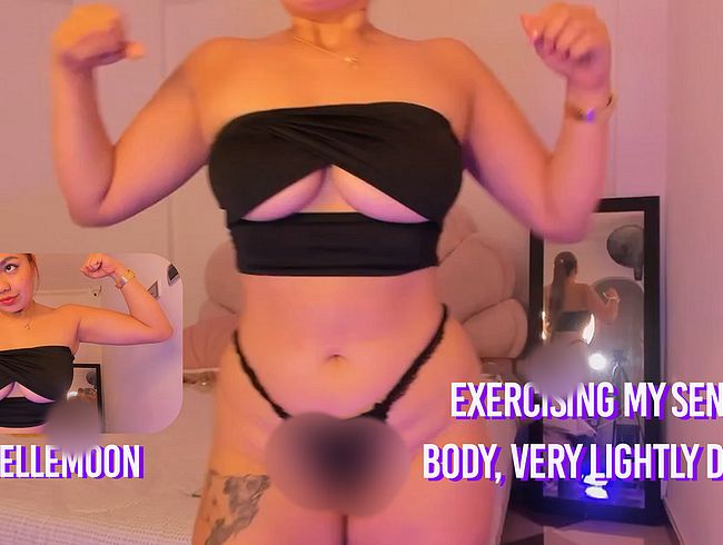 Download: AdrielleMoon - Ich trainiere meinen sinnlichen Körper, ganz leicht bekleidet.