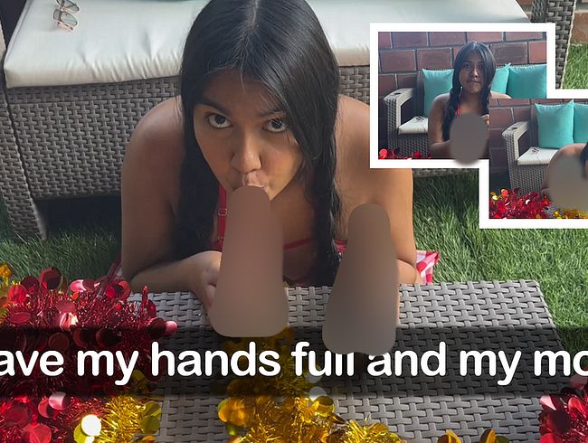 Download: AilynPenny - Ich habe alle Hände voll und meinen Mund voll, mit meinen beiden Dildos