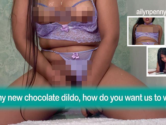 Download: AilynPenny - Ich liebe meinen neuen Schokoladendildo. Wie sollen wir ihn verwenden?