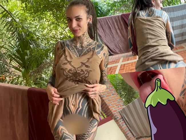 Download: Aja-Moon - Public Sex im Guest House ! Besamte Pussy auf dem Balkon..