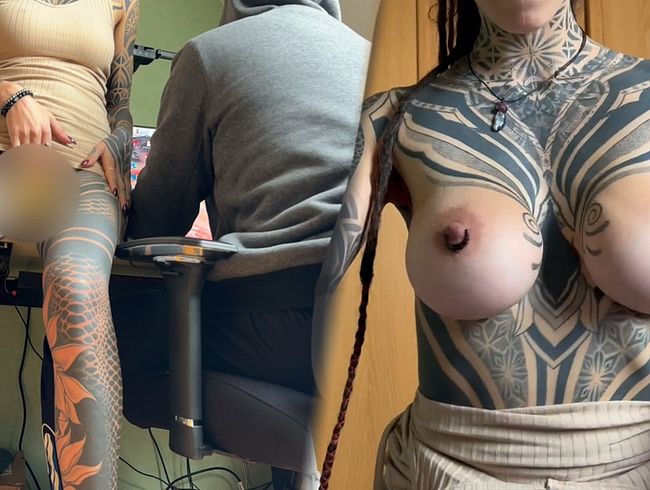 Download: Aja-Moon - Gamerboy hatte zu viel Druck bei einer echten Frau !