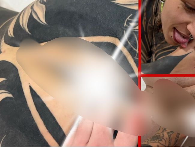 Download: Aja-Moon - Heimlicher Kink ? Footjob mit ordentlicher Ladung direkt auf meine süßen Füße !