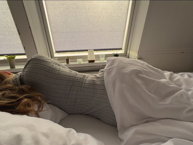 Download: Alex_Sander - Sie wurde wachgefingert und hat es äußerst genossen