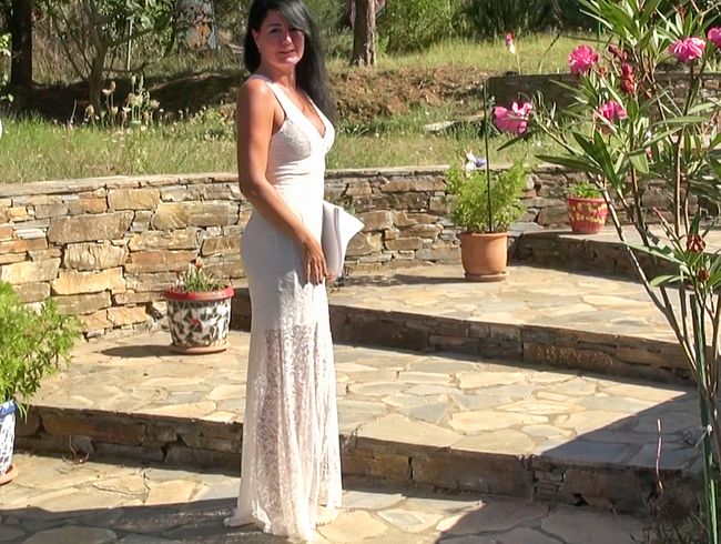 Download: Alexalexandria - Krasser 3-Loch Fick mit notgeiler Maklerin