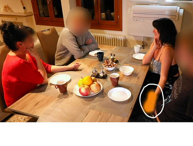 Download: Alexalexandria - 19 Jährigen beim gemeinsamen Abendessen 