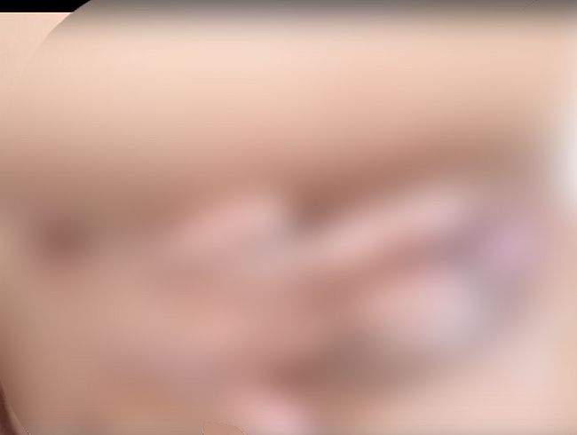 Download: Alexandr513 - 37 vollgespritzte Fotzen. Jede Menge Sperma auf behaarten und rasierten Fotzen.