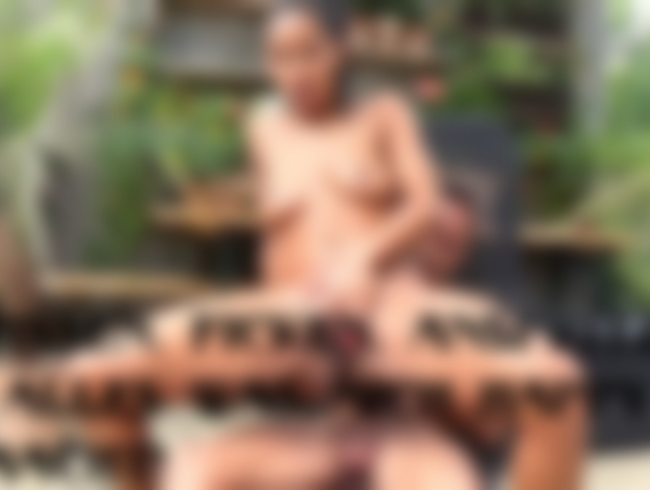 Download: Alexandra-Pink - Pissen, Ficken, Anspritzen alles was mich happy macht!