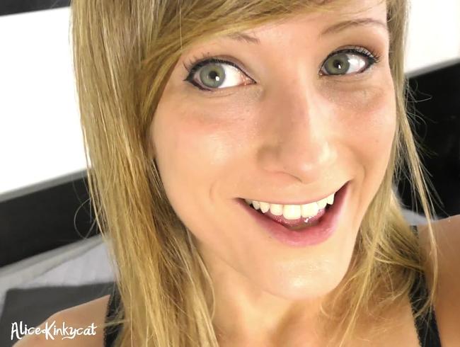 Download: AliceKinkycat - Feuchte Kirschen