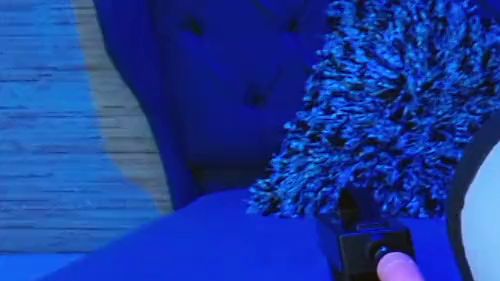 Download: AlinaRyan - Die Brünette, die sagte entwaffnet