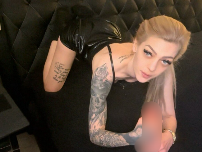 Download: Amanda-Jewelz - Livcamshow mit Userwunsch-Dreh!