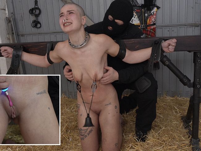 Download: Amateur-Garage - Kitzeln mit Tittenleuten