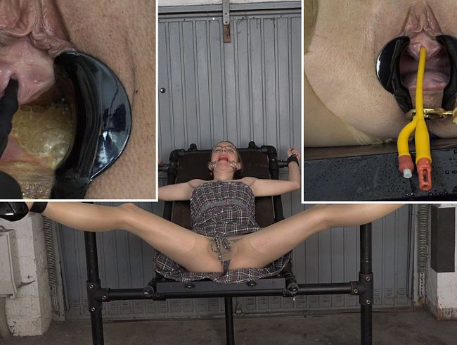 Download: Amateur-Garage - Katheter, Dilator und Brausetabletten in der Pussy von der Milf