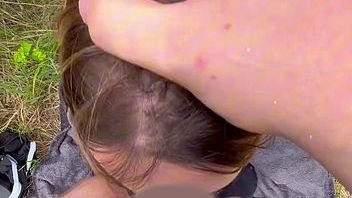 Download: Amber_Glaze - Outdoor-Fick am See – Mein erster geiler Natur-Blowjob