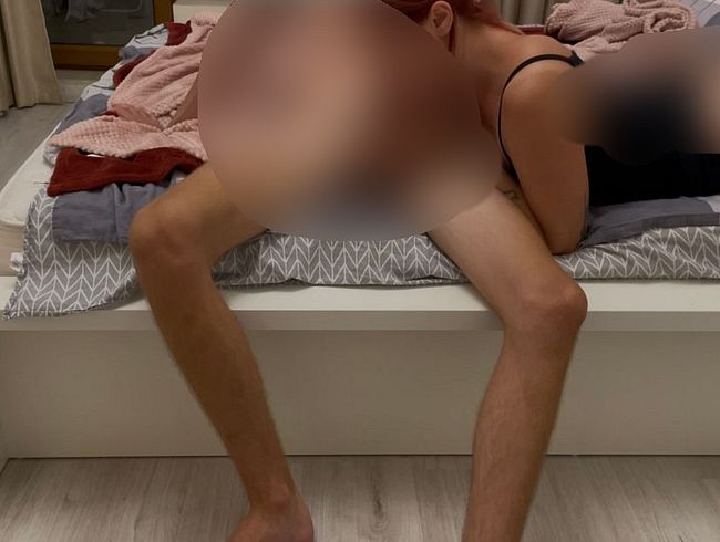 Download: Amelia_Ball - hausgemachter Blowjob mit einem pulsierenden Schwanz