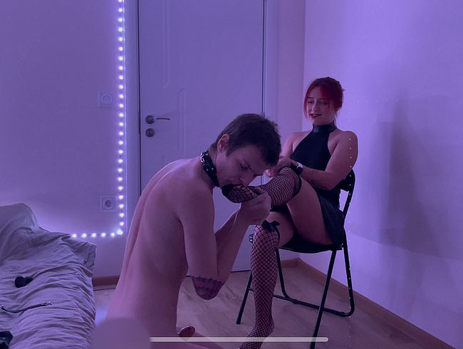 Download: Amelia_Ball - Sie dominiert und fickt ihren Sklaven