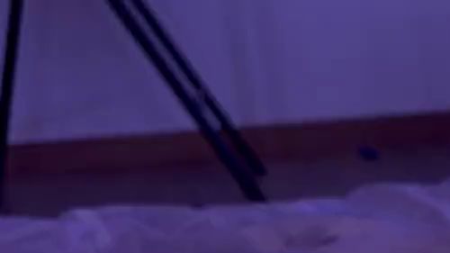 Download: Amelia_Ball - Eine Studentin gibt einen schlampigen Blowjob und einen Fußjob.