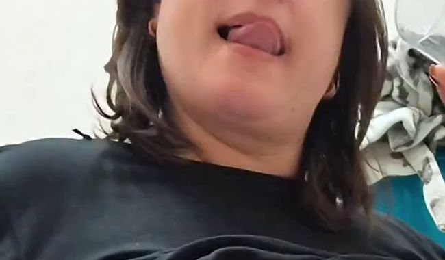 Download: AnastasiaMilf - Für alle Bauchliebhaber: Hier zeige ich meinen dicken Bauch.