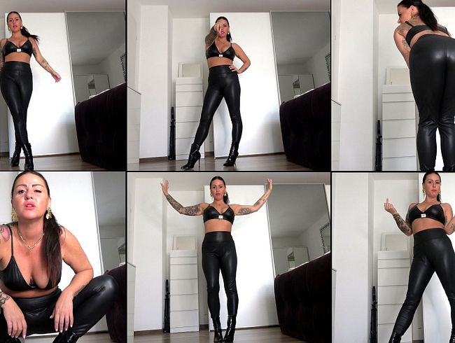 Download: Andrea18 - Loserporn! Derbe Erniedrigung macht dich hart.