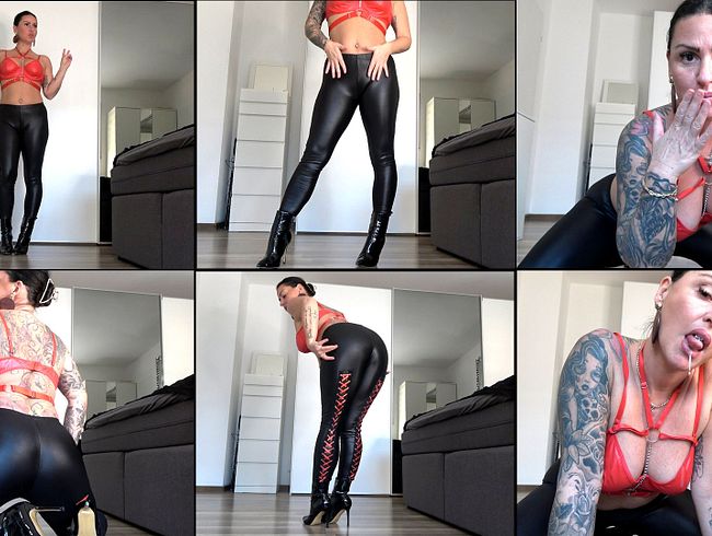 Download: Andrea18 - Du hast femdom komplett unterschätzt