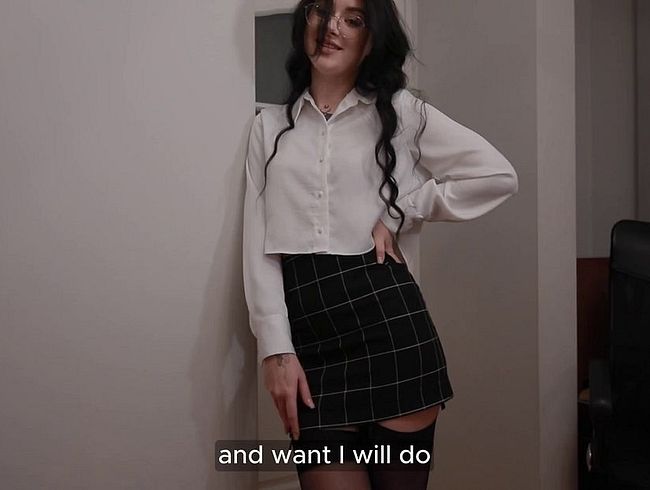 Download: Andrewoster - Sekretärin weiß, wie sie den Chef zufriedenstellt – Blowjob mit Sperma im Mund