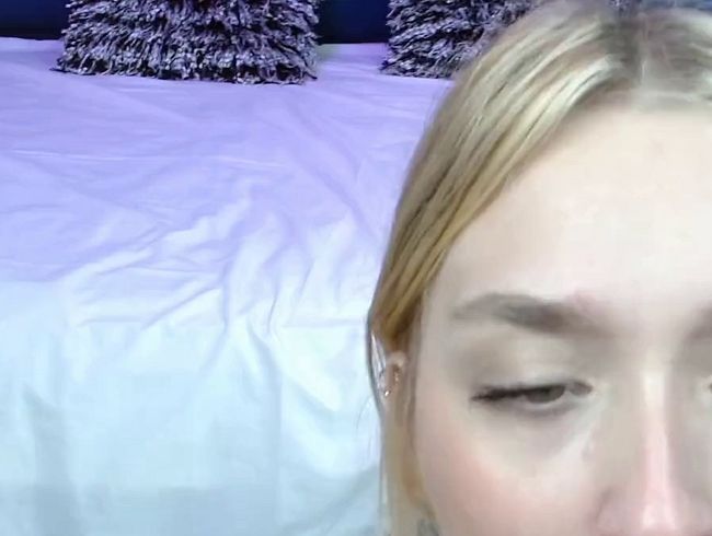 Download: AngelRhode - Die perfekte Blondine in heller Dessous, die ihre makellose Haut hervorhebt