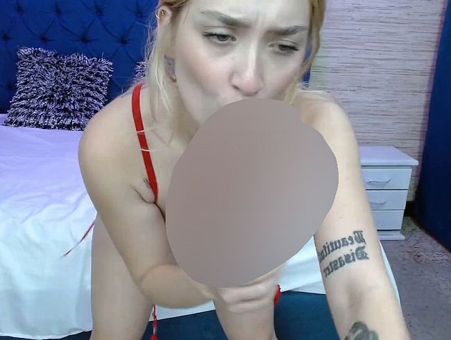 Download: AngelRhode - Exklusiver Moment mit einer Blondine mit weißer Haut und zarteren Dessous