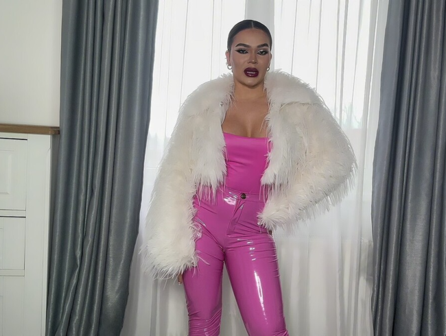 Download: AngelSarah - Ich bin besser als sie – Homewreking von Bratty Doll