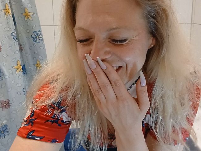 Download: Anna-Lustig - Wie konnte das passieren?? Auf der Familienfeier heimlich Selbstbefriedigt!!