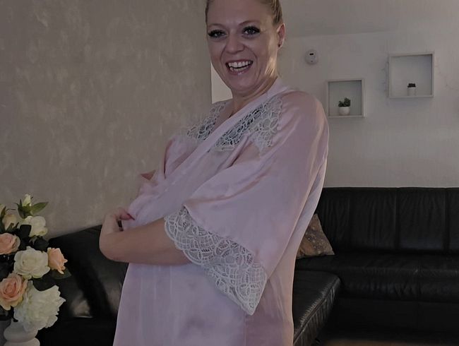 Download: Anna-Lustig - So wollte mich mein prüder Ex nie sehen!! Was sagst du dazu??