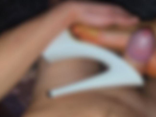 Download: AnnaFire - Stiefmutter in High Heels fickt 