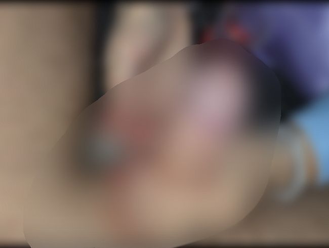 Download: AnnaFire - Eine Krankenschwester entnimmt Sperma zur Analyse