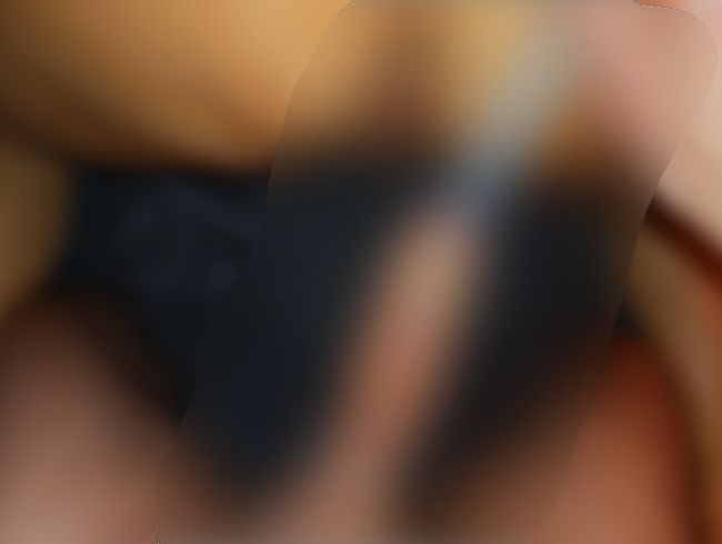 Download: AnnaFire - Ich zog das Kondom aus, um zu spüren, wie mein Schwanz in ihre Muschi eindrang