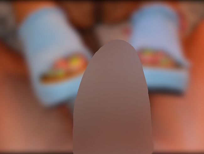 Download: AnnaFire - Heiße MILF wird in Flip-Flops auf einer Plattform gefickt