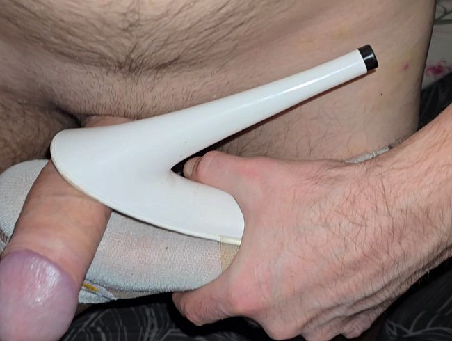 Download: AnnaFire - MILF fickt in weißen Socken und Absätzen