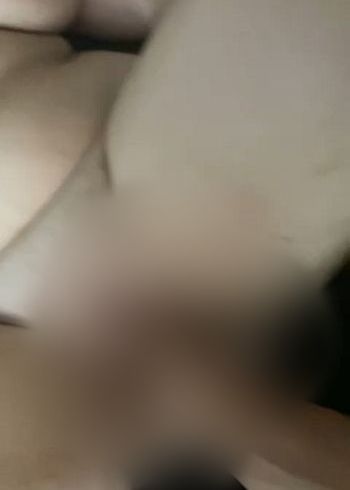 Download: AnnaandTom - Oh wow :o Mein Stiefbruder versucht zum ersten Mal mich zu fisten