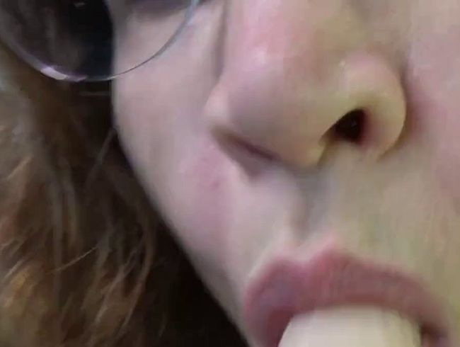 Download: AnnikaRose - Dein GloryHole