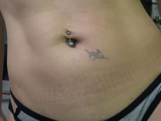 Download: AnnikaRose - Schnell abspritzen – schnell Muschi glotzen