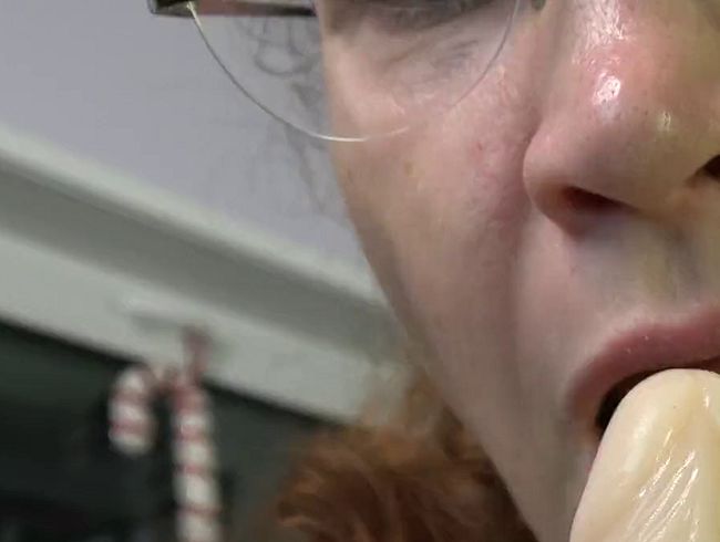 Download: AnnikaRose - Spritz in meinen Mund!