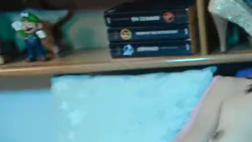 Download: AntonellaRichie - sehr gewagte Schlampe und Masturbation