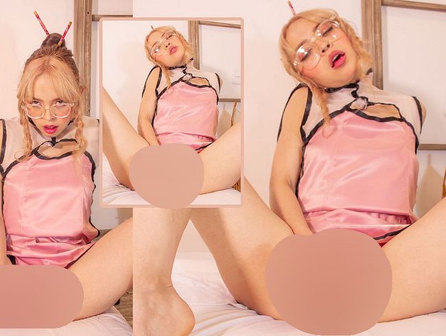 Download: AntonellaRichie - Ich mag dicke und sehr große Schwänze, die meine Muschi zum Tropfen bringen!!!