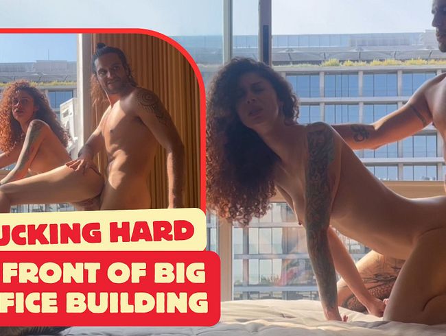 Download: AntonellaVega - Wir haben vor einem großen Bürogebäude richtig hart gevögelt! Sie haben uns gesehen!!