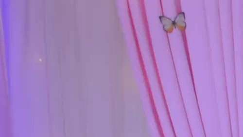 Download: ArianaRose - sexy gewagte Latina