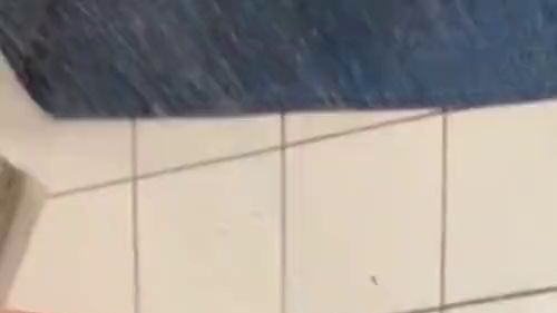 Download: Arschsissy69 - Mein Fickstück pisst mir volle Kanone in den Mund