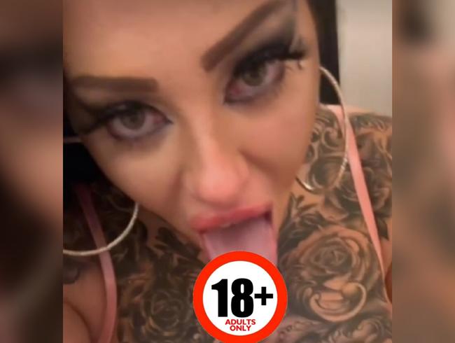 Download: AshleyCumStar - ZIMMERMÄDCHEN AO GEFICKT UND REINGESPRITZT