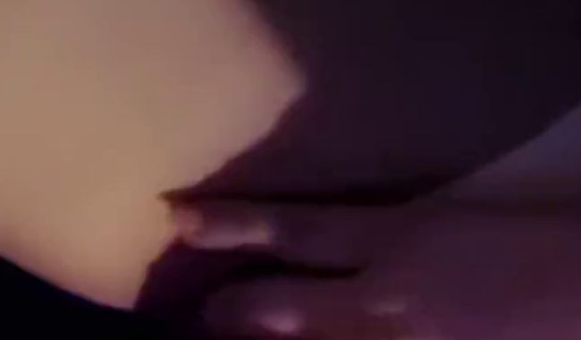 Download: AubreyLoo - Allein zu Hause… aber wer braucht schon Gesellschaft, wenn man weiß, was man will? ??