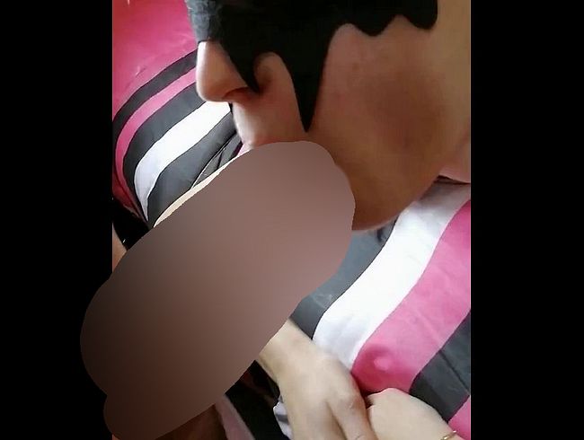 Download: BatGirl205 - Hat wieder lust einen schönen Schwanz zu Lutschen..